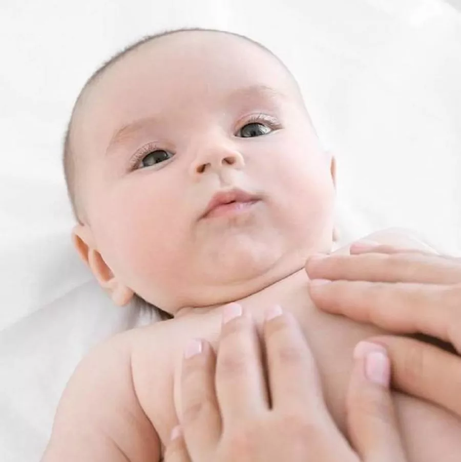 مشاكل الرؤية عند الرضع
علامات العمى عند الرضع
كيف اختبر نظر المولود
متى يبدأ الطفل بالرؤية بعد الولادة