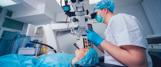 تصحيح النظر بالليزك