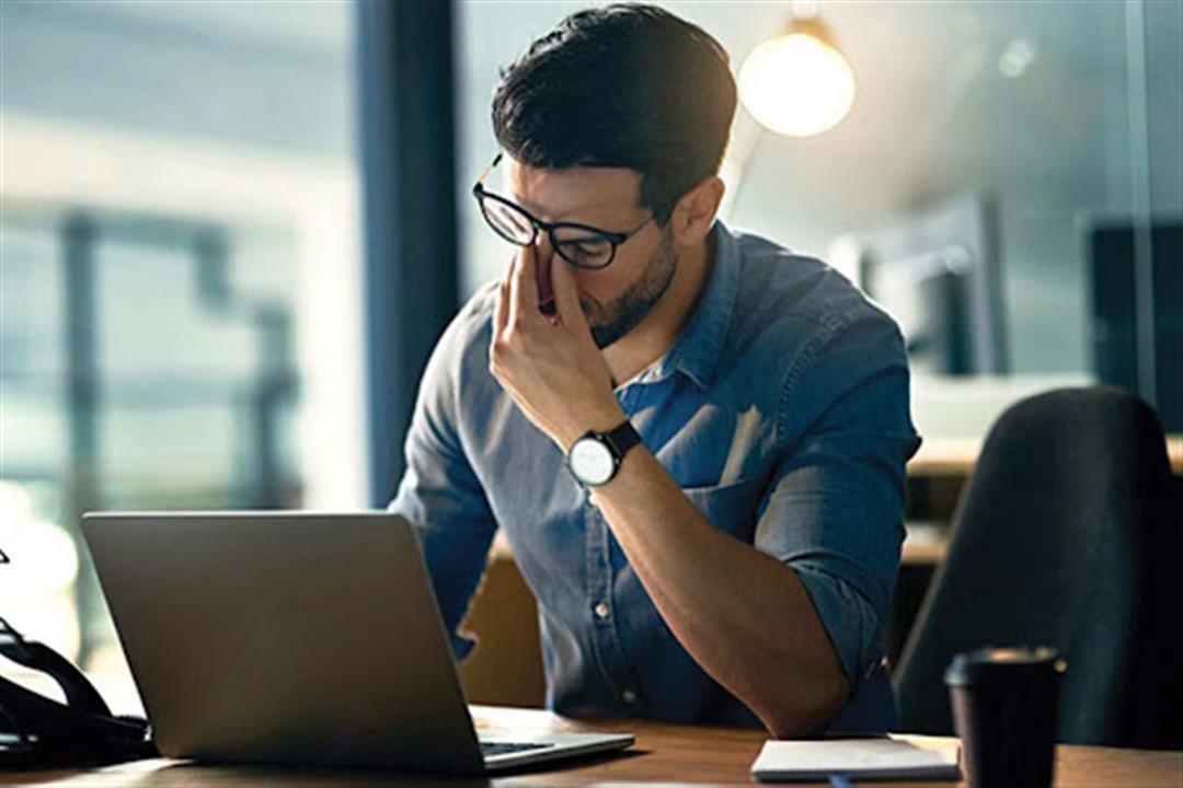 10 طرق طبيعية لحماية العين من التعب الرقمي